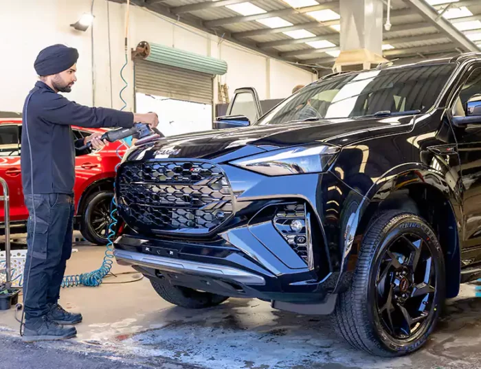 How Car Wash and Polishing Increase the Life of Your Car Paint?