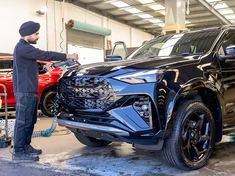 How Car Wash and Polishing Increase the Life of Your Car Paint?